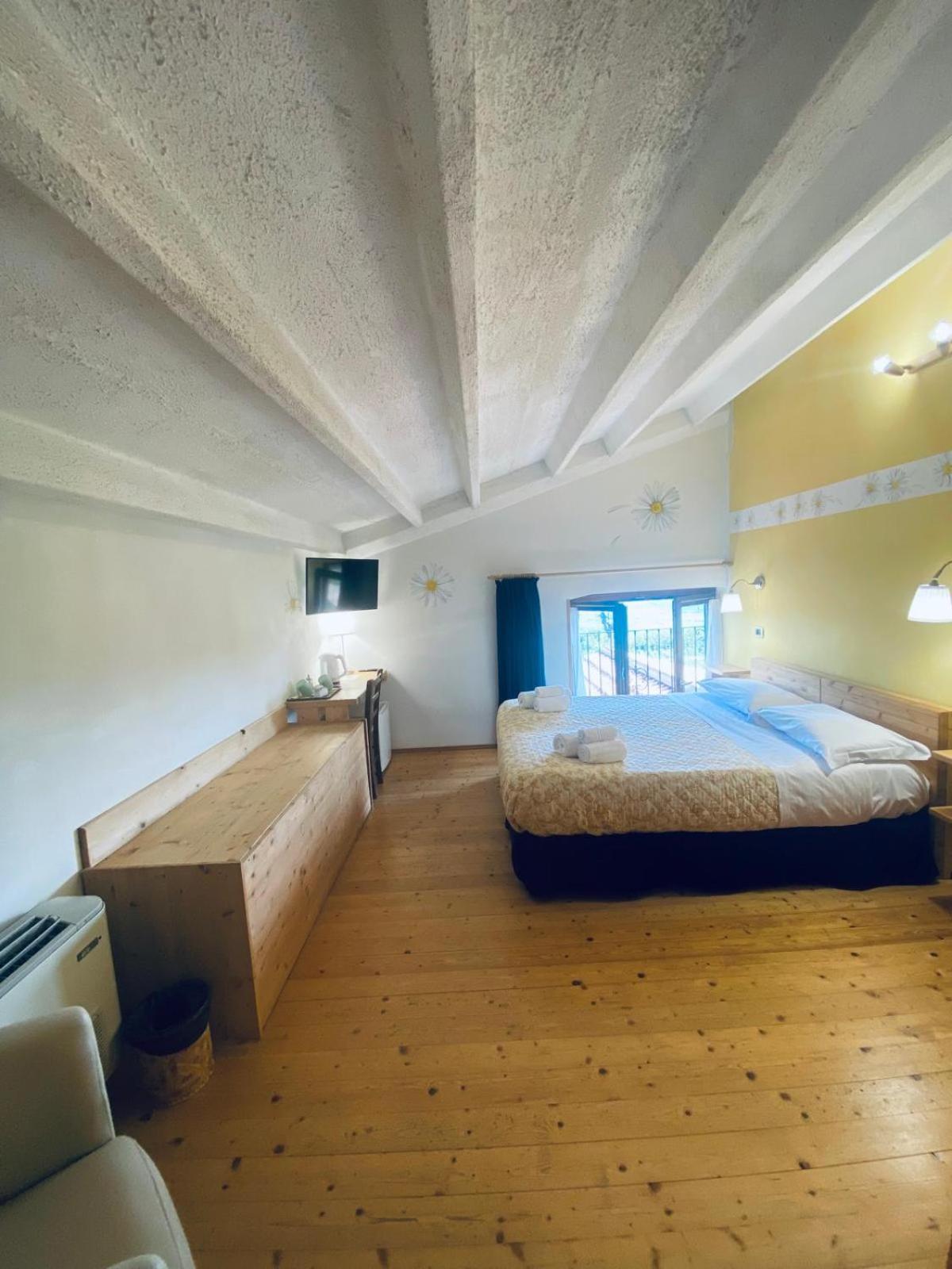 Agriturismo La Perlara Verona Bagian luar foto